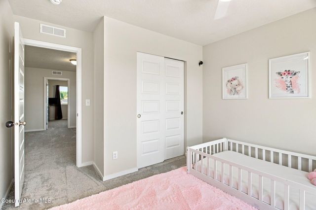 501 E Burdock Loop, Hayden, ID 83835