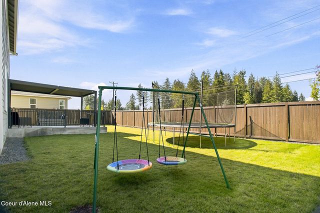 501 E Burdock Loop, Hayden, ID 83835