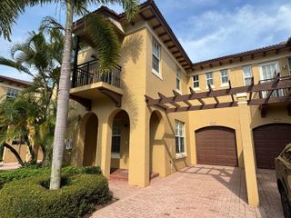 2789 Eagle Rock Circle 207, West Palm Beach, FL 33411