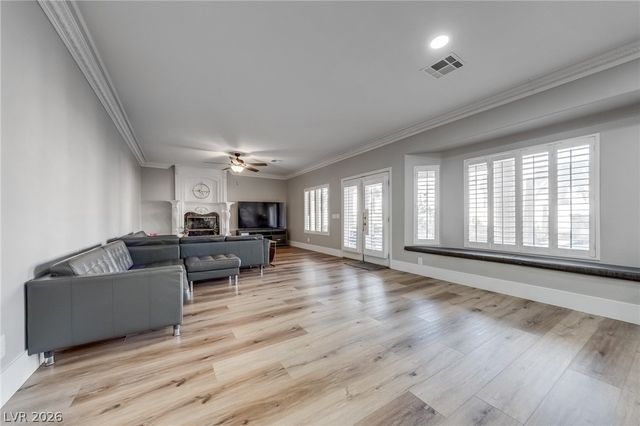 5668 Wild Olive Street, Las Vegas, NV 89118