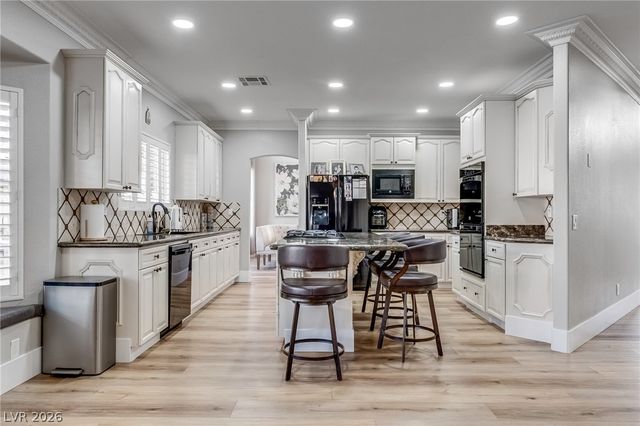 5668 Wild Olive Street, Las Vegas, NV 89118