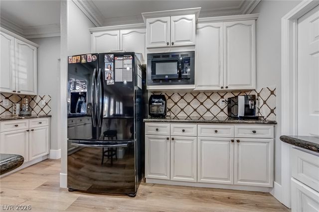 5668 Wild Olive Street, Las Vegas, NV 89118