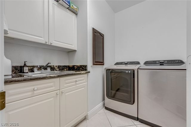 5668 Wild Olive Street, Las Vegas, NV 89118