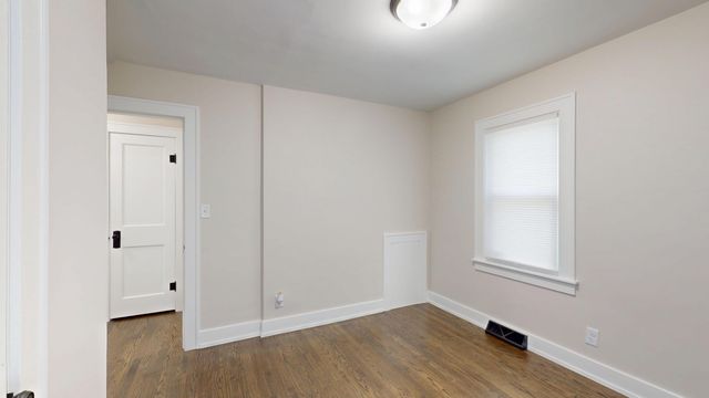 2310 W 73rd Avenue, Merrillville, IN 46410