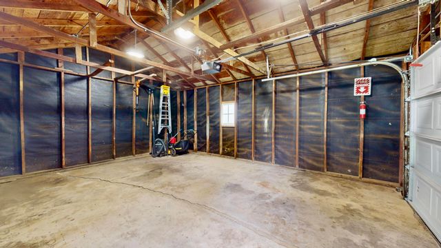 2310 W 73rd Avenue, Merrillville, IN 46410