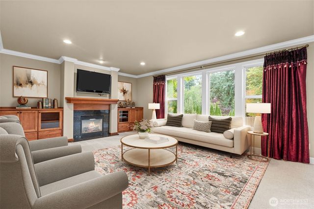 8110 113th Street Ct E, Puyallup, WA 98373