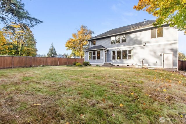 8110 113th Street Ct E, Puyallup, WA 98373