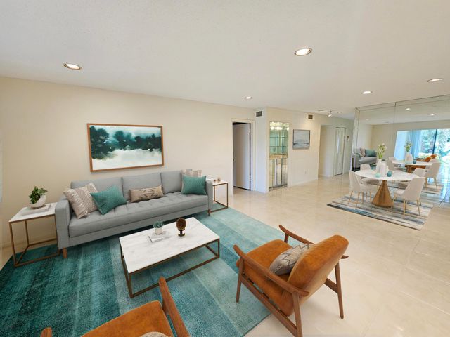 21815 Arriba Real 12e, Boca Raton, FL 33433