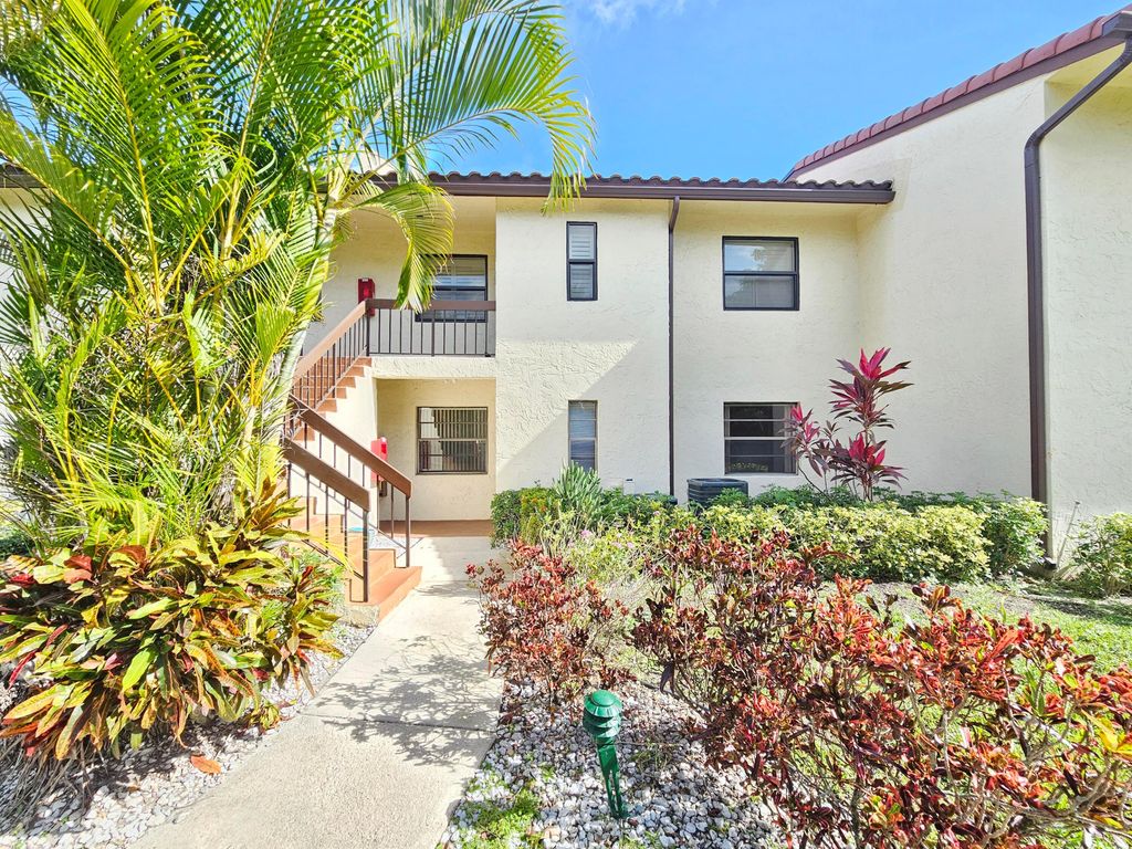 21815 Arriba Real 12e, Boca Raton, FL 33433