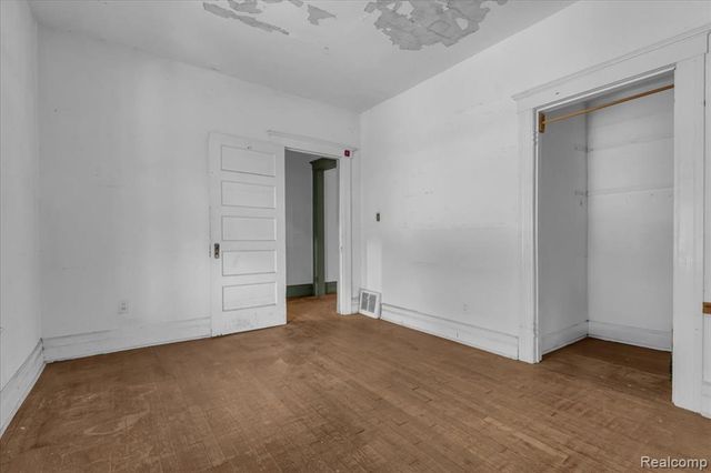 5828 4th Street, Detroit, MI 48202