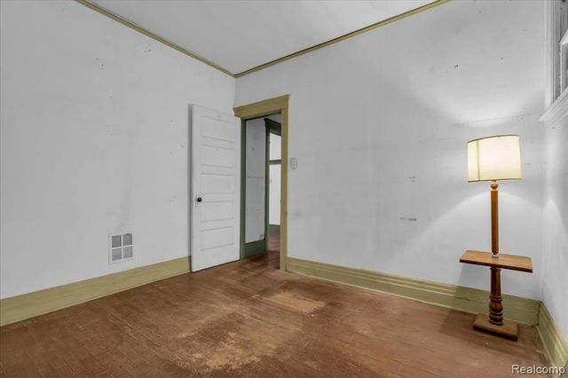 5828 4th Street, Detroit, MI 48202