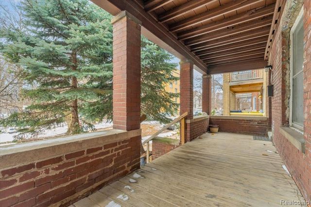 5828 4th Street, Detroit, MI 48202