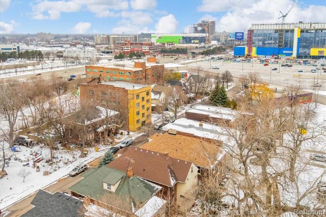 5828 4th Street, Detroit, MI 48202