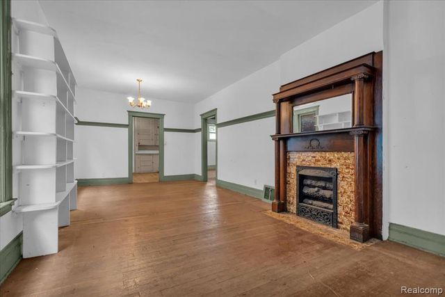 5828 4th Street, Detroit, MI 48202