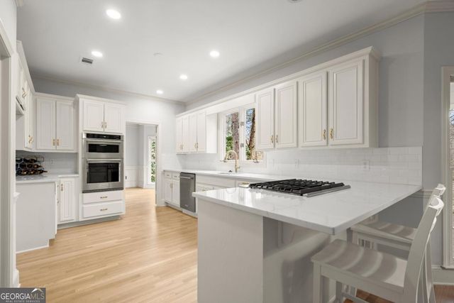 5435 Hoylake Court, Johns Creek, GA 30097