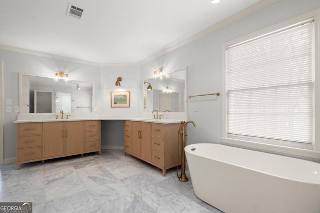 5435 Hoylake Court, Johns Creek, GA 30097