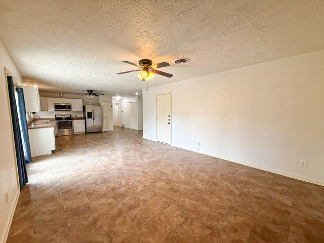 2424 Dorrington Drive, Dallas, TX 75228