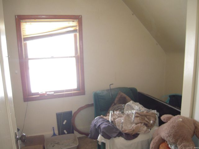 1821 W Sample St, South Bend, IN 46619