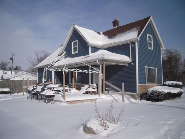 1821 W Sample St, South Bend, IN 46619