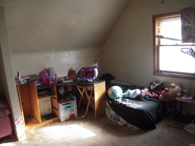 1821 W Sample St, South Bend, IN 46619