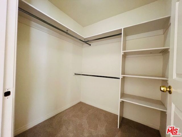 520 Columbia Avenue, Los Angeles, CA 90017