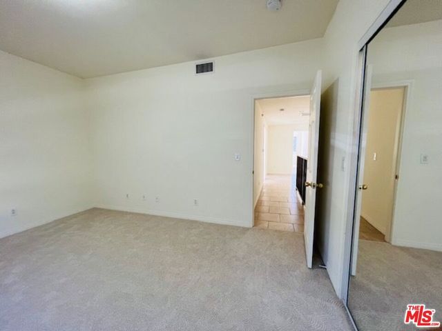520 Columbia Avenue, Los Angeles, CA 90017