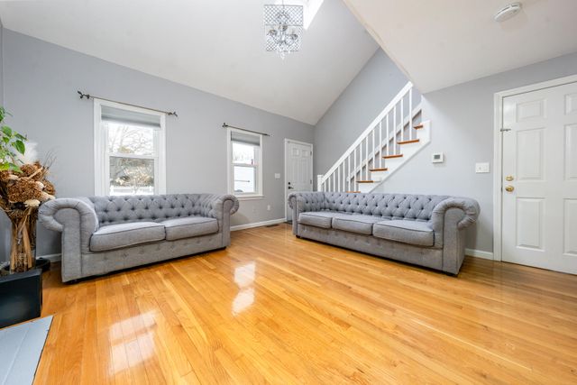 51 Larch Lane, Centerville, MA 02632