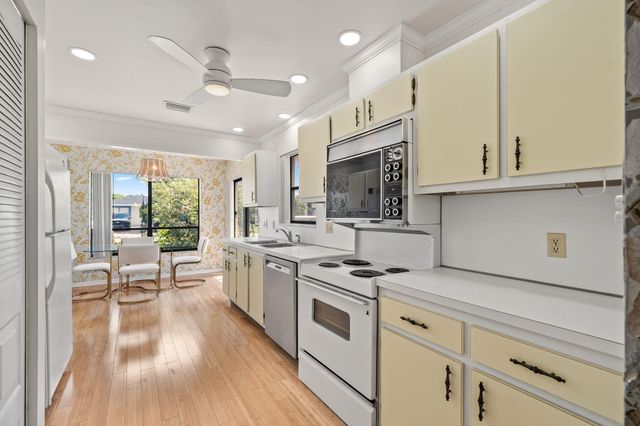7543 Volley Place, Greenacres, FL 33467