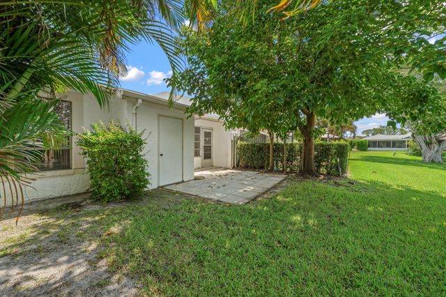 7543 Volley Place, Greenacres, FL 33467