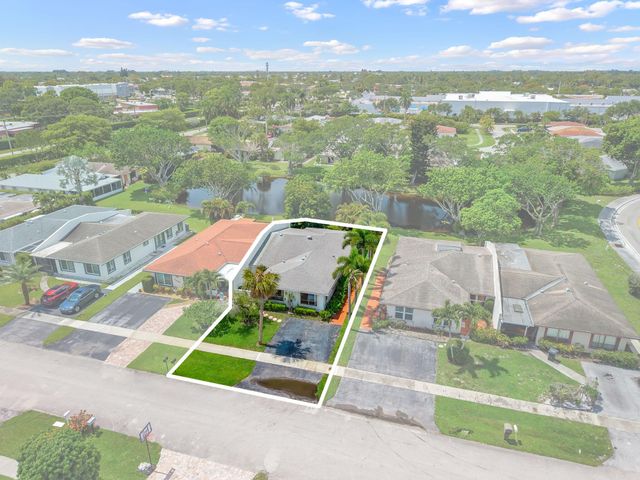 7543 Volley Place, Greenacres, FL 33467