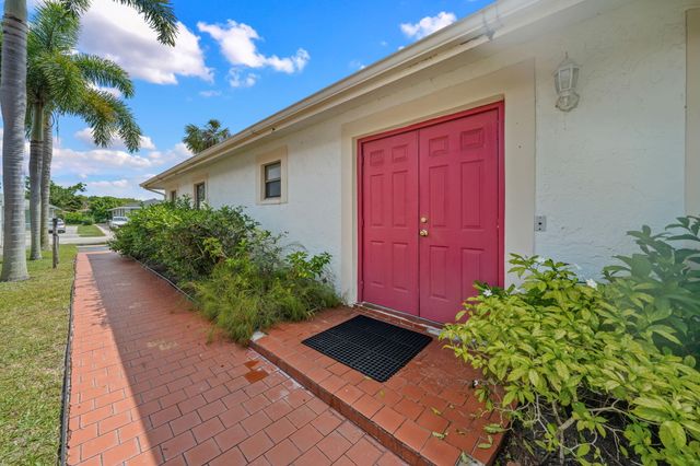 7543 Volley Place, Greenacres, FL 33467