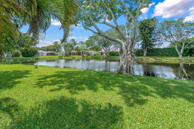 7543 Volley Place, Greenacres, FL 33467