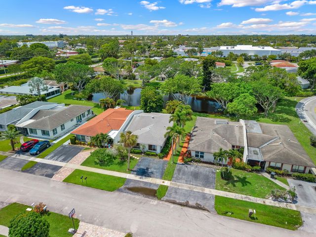 7543 Volley Place, Greenacres, FL 33467