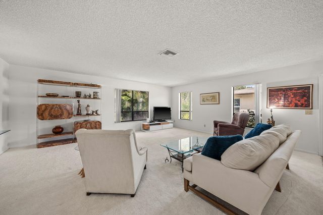 7543 Volley Place, Greenacres, FL 33467