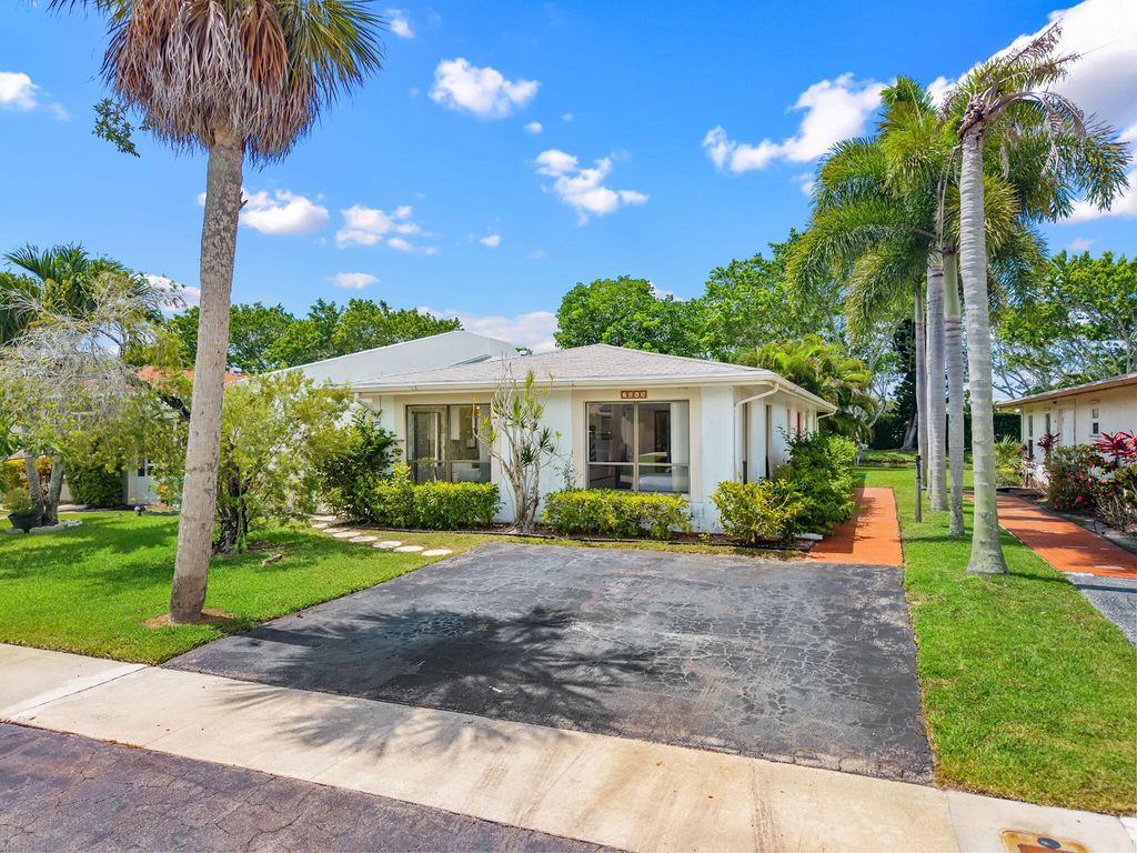 7543 Volley Place, Greenacres, FL 33467