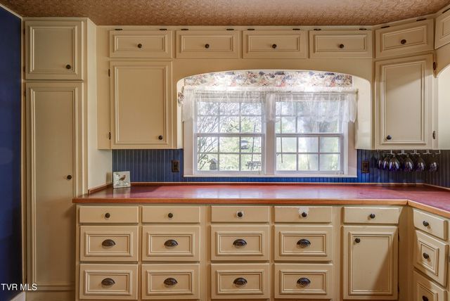 2220 Union Road, Greeneville, TN 37745