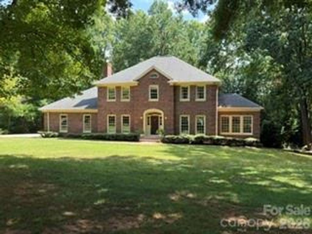 110 Dorie Drive, Belmont, NC 28012