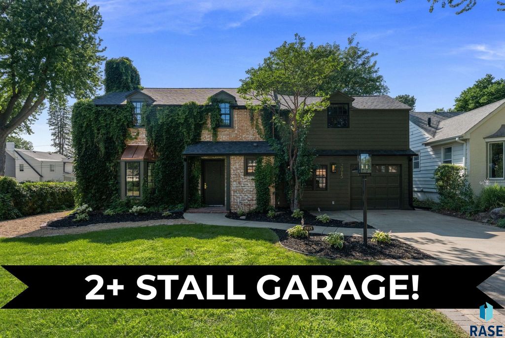 2015 S Pendar Ln Lane, Sioux Falls, SD 57105