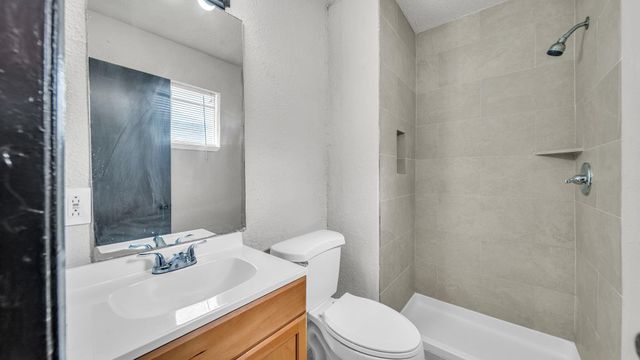 10902 Jutland Road, Houston, TX 77048