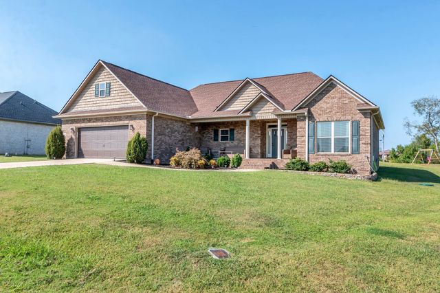 2614 Etna Dr, Chapel Hill, TN 37034