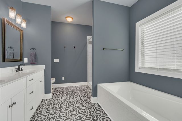 2614 Etna Dr, Chapel Hill, TN 37034