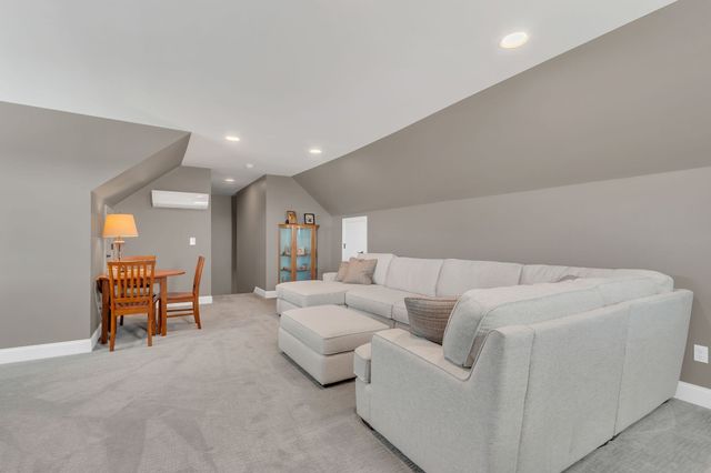 2614 Etna Dr, Chapel Hill, TN 37034