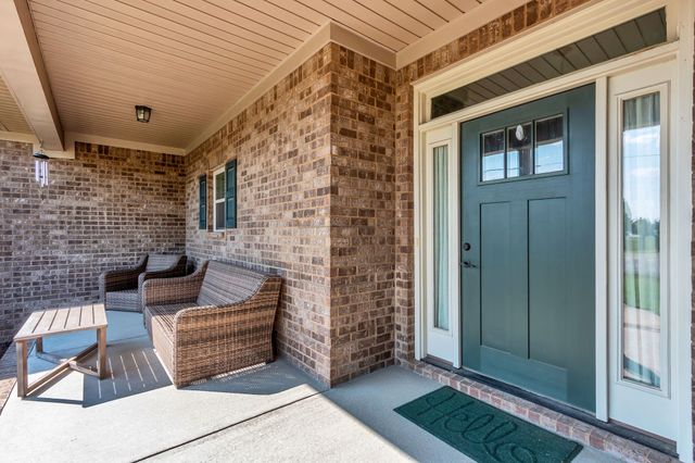 2614 Etna Dr, Chapel Hill, TN 37034