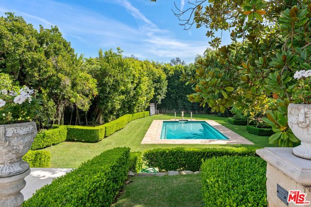10914 Bellagio Road, Los Angeles, CA 90077