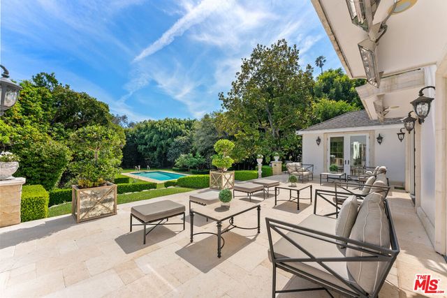 10914 Bellagio Road, Los Angeles, CA 90077