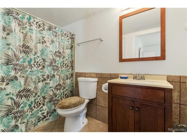 2265 S Buckley Rd 102, Aurora, CO 80013