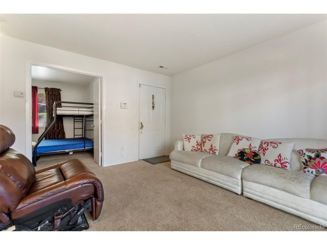 2265 S Buckley Rd 102, Aurora, CO 80013