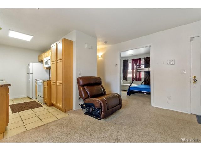 2265 S Buckley Rd 102, Aurora, CO 80013