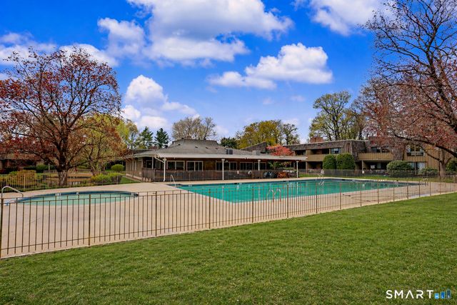 76 Gillies Lane 76, Norwalk, CT 06854