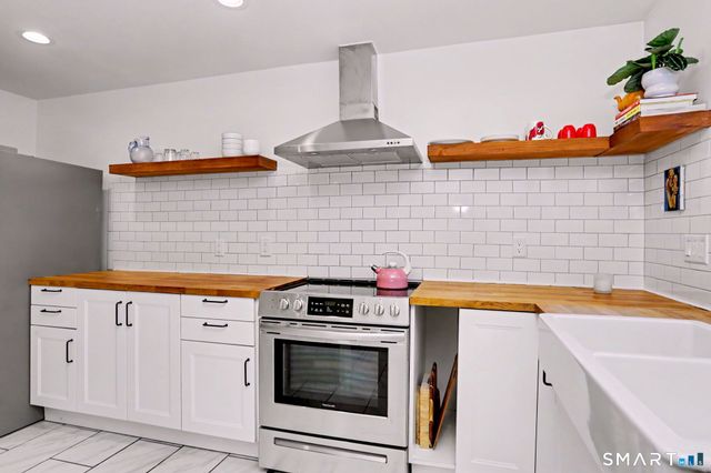 76 Gillies Lane 76, Norwalk, CT 06854